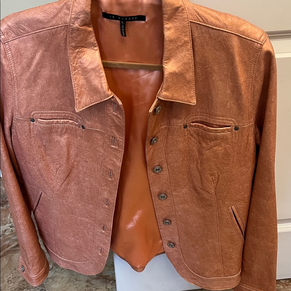 Women's Leather Jacket in Tan